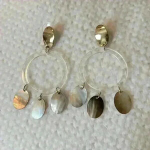 Hanging earrings